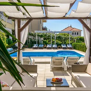 https://apartments-kasalo.splithotels.org